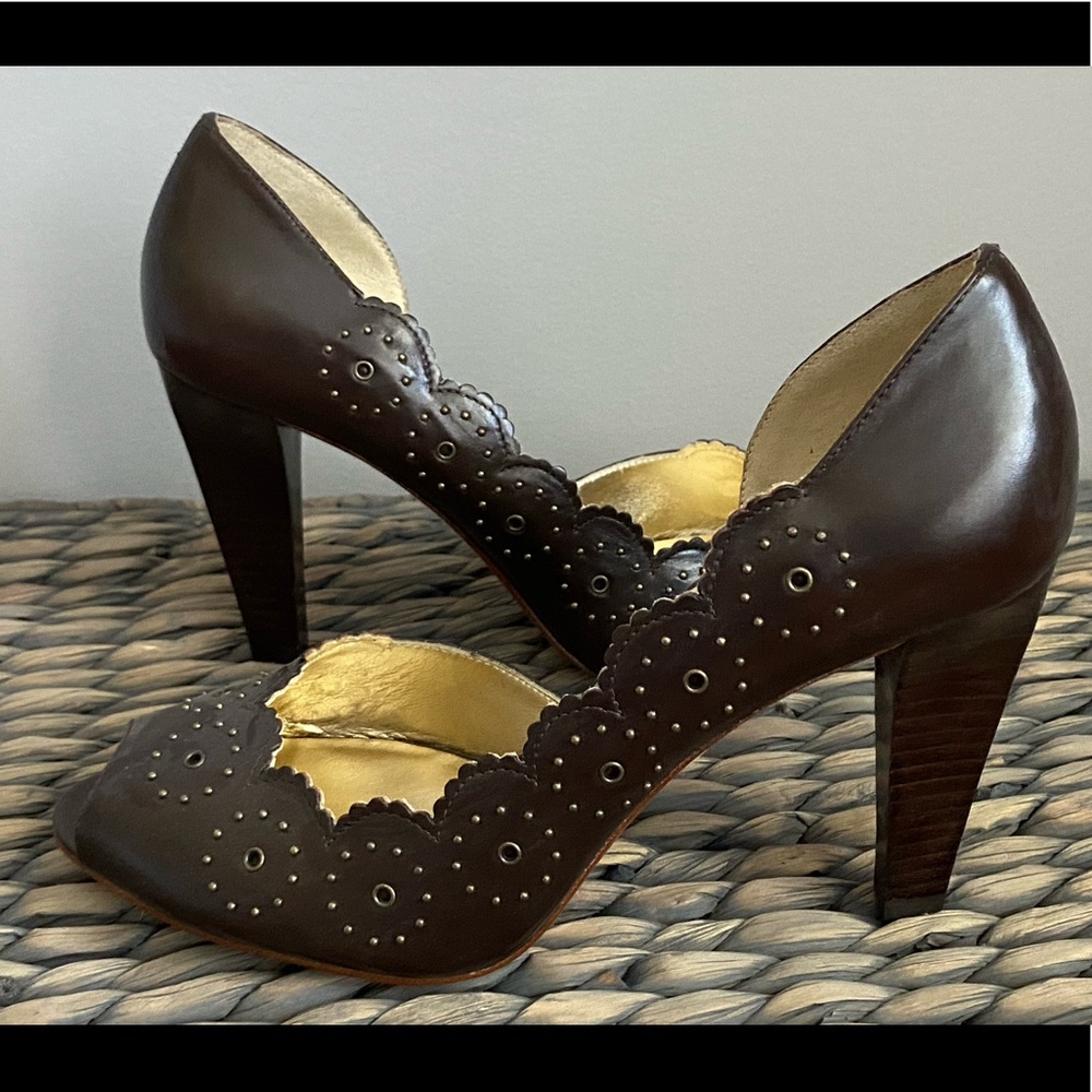Women’s Bandolino MaxStudio shoes size 7.5 only wore once. No box